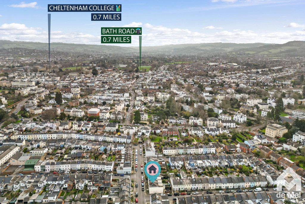 Property photo 2 of 15 Photo 1