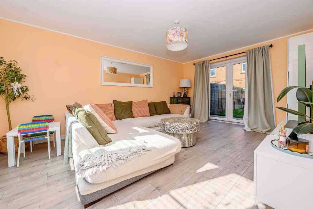 Property photo 2 of 20