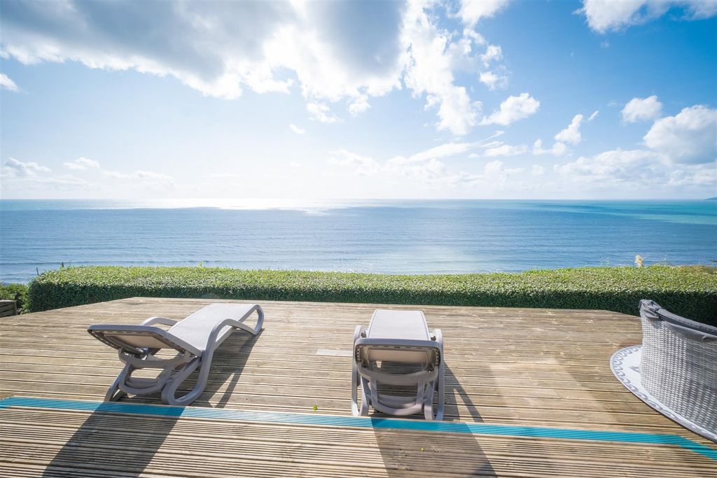 Property photo 3 of 16 Parry_Infinity_Whitsands_Photos-10.Jpg