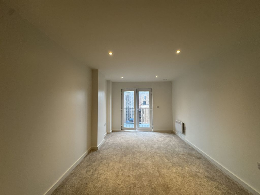 Property photo 3 of 10 Photo 5