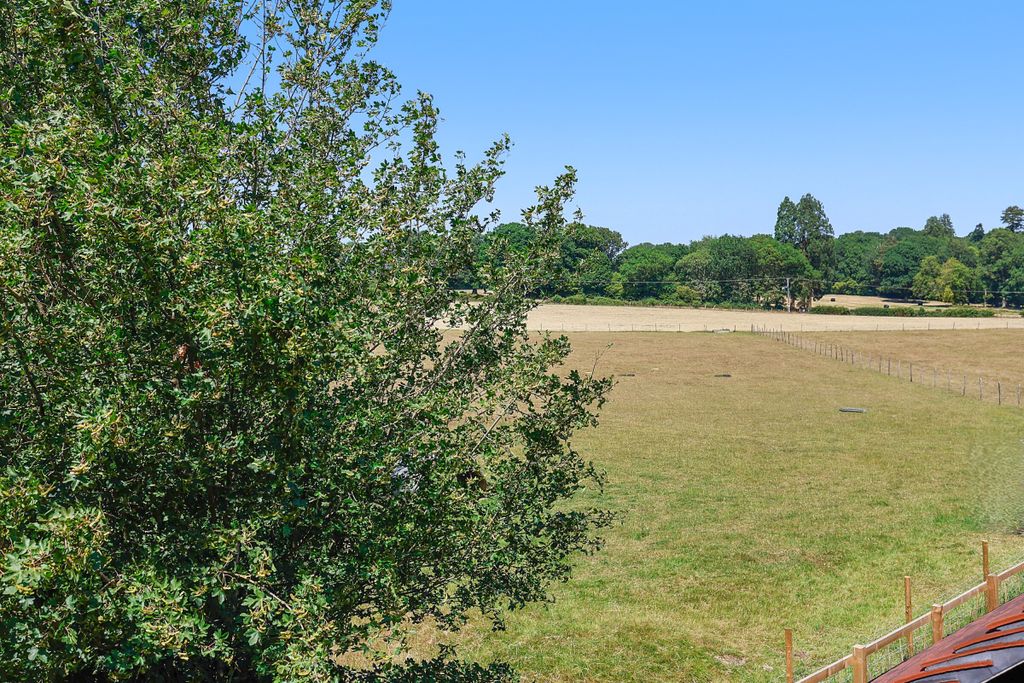 Property photo 2 of 9 Picture No. 05