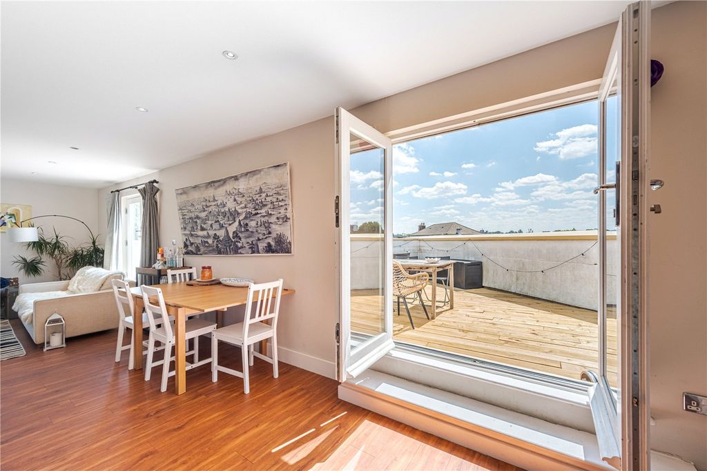 Property photo 1 of 11 Picture No. 04