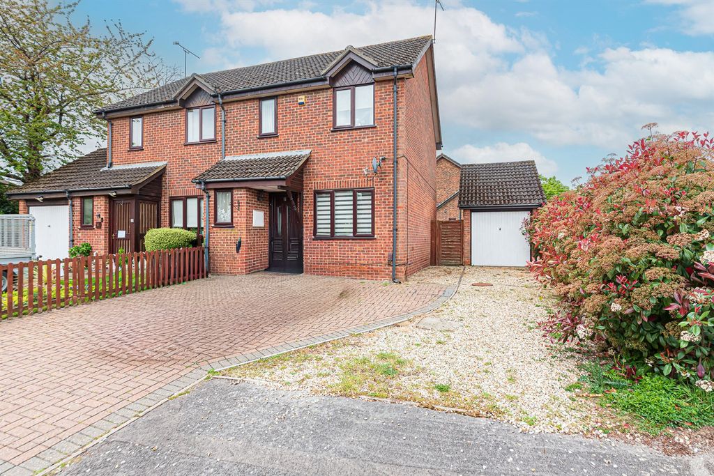 Property photo 1 of 13 (Main)