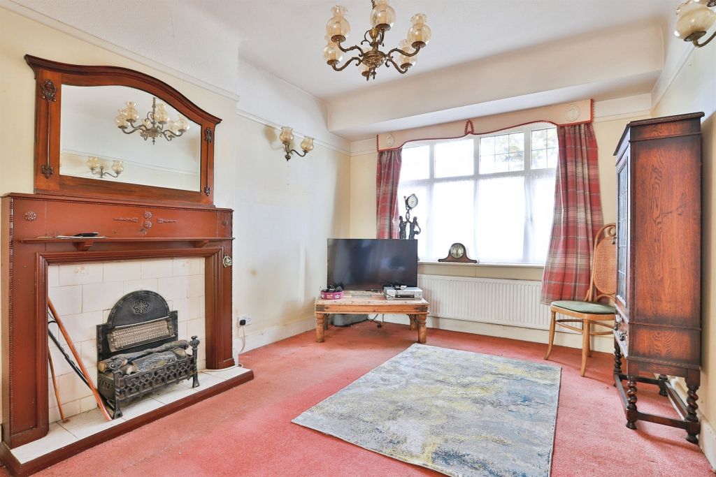 Property photo 2 of 19