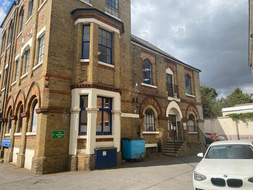 Property photo 2 of 4
