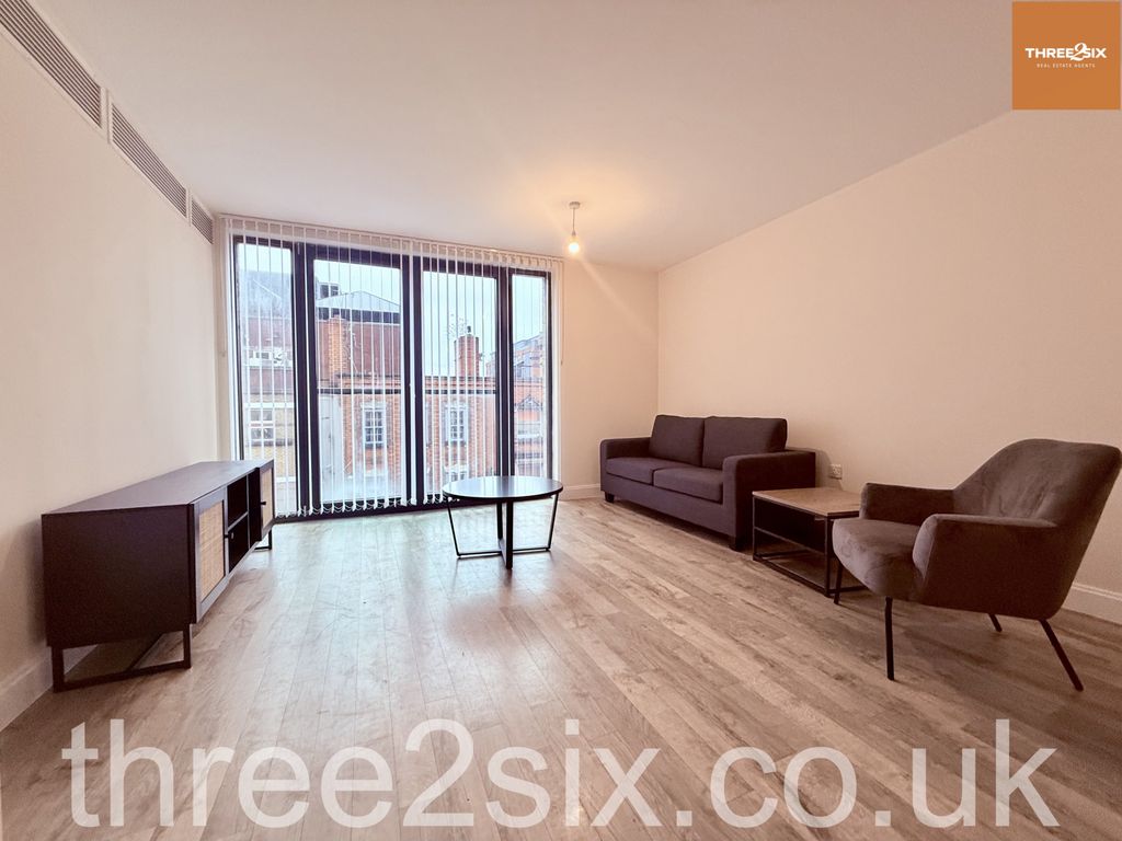 Property photo 2 of 8 Lounge