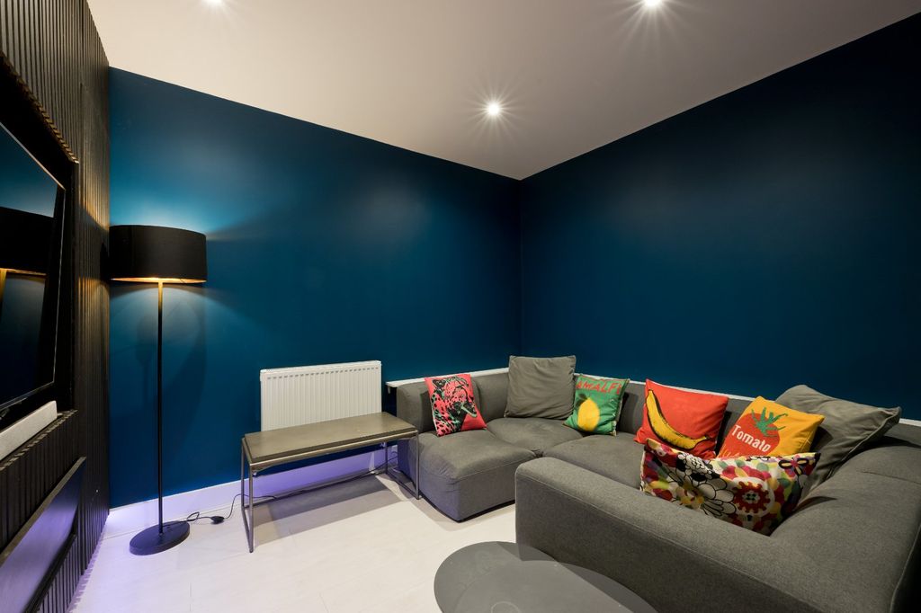 Additional image 11 of 5 bed detached house for saleDrakes Close, Esher, Surrey KT10