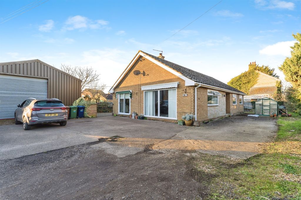 Property photo 3 of 15