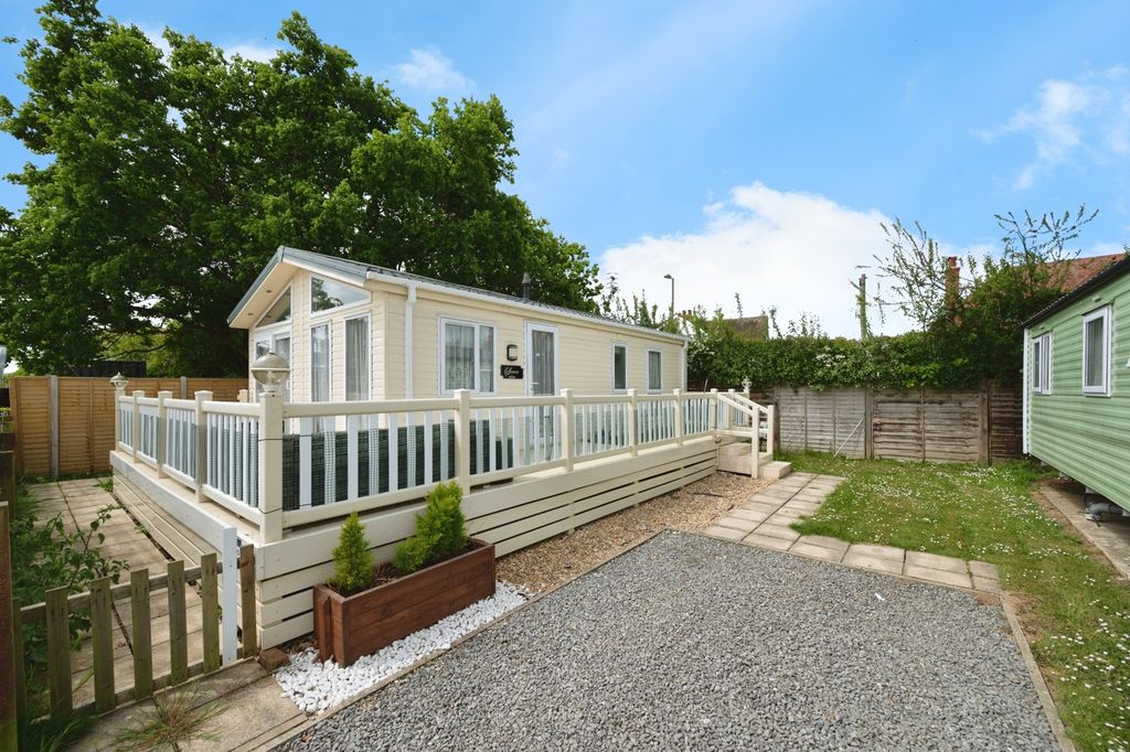 Property photo 1 of 14 Photo