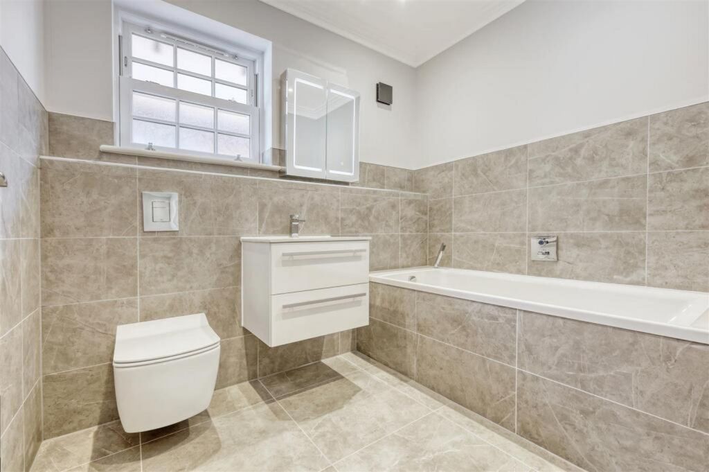 Additional image 23 of 6 bed detached house for saleIvy Chimneys, Epping CM16