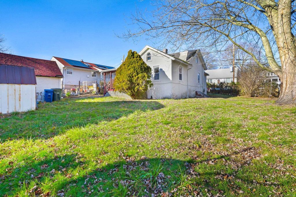 Property photo 1 of 29