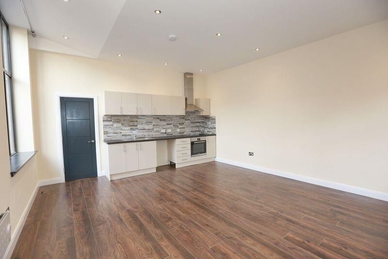 Property photo 2 of 10 Kitchen