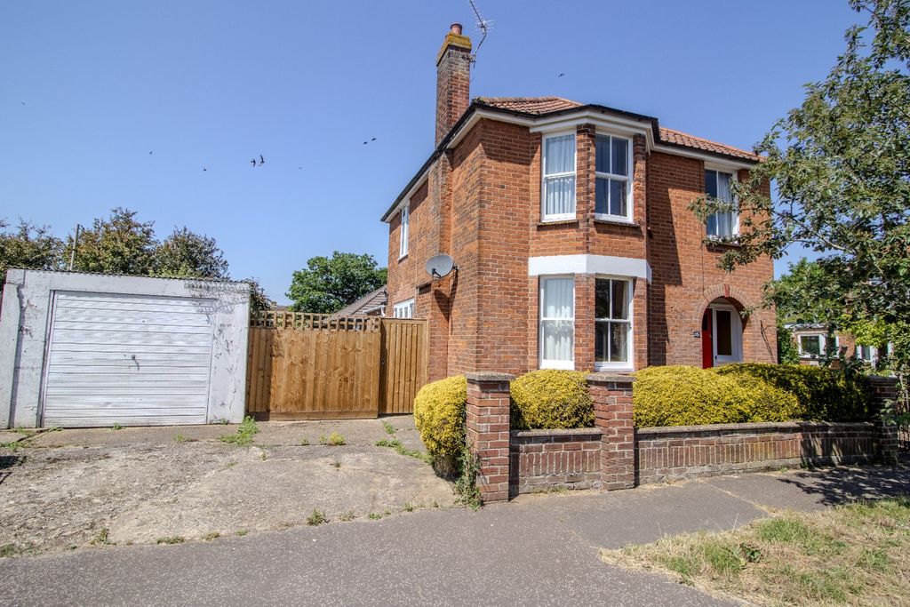 Property photo 1 of 20 4391960