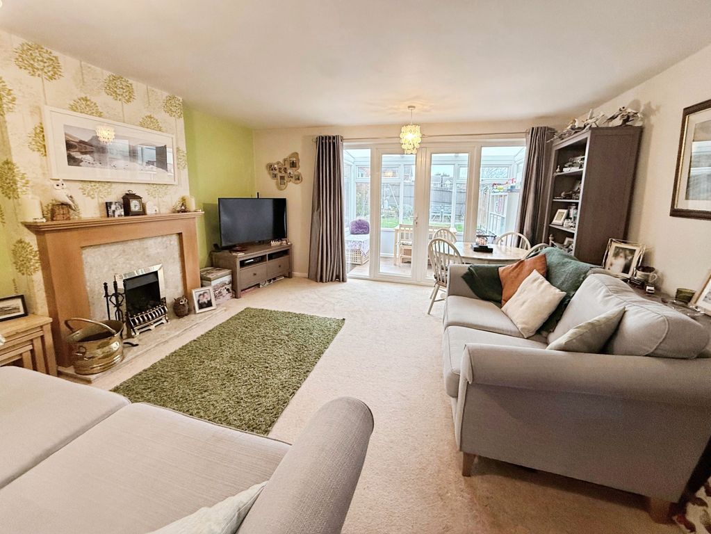 Property photo 3 of 19 Gallery