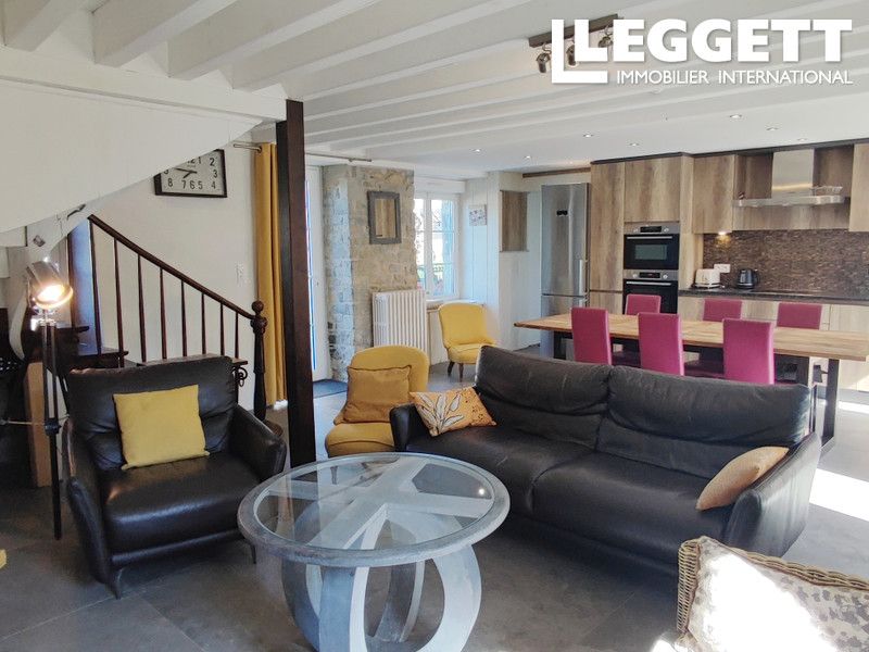 Property photo 2 of 10