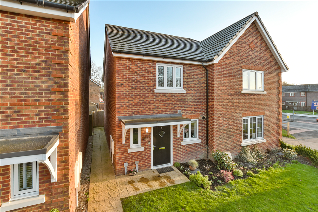 Property photo 1 of 15 External Web