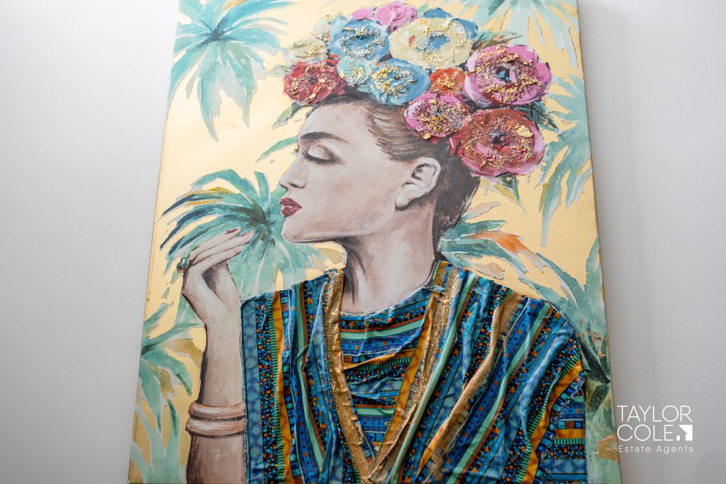 Property photo 3 of 27