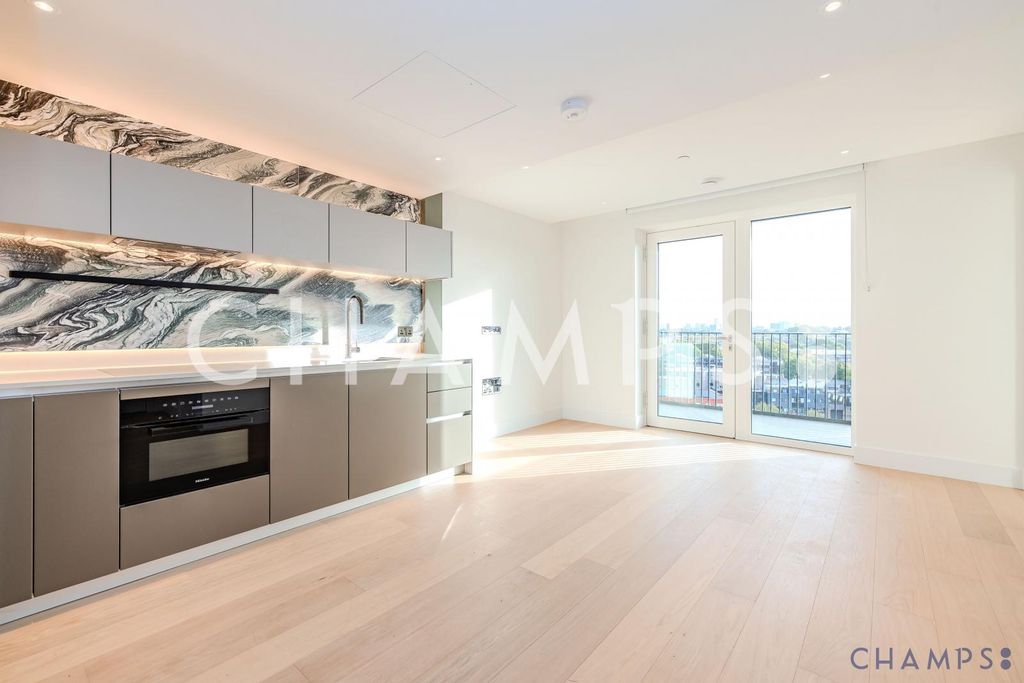 Property photo 1 of 11 One Bed Flat To Rent In White City Living