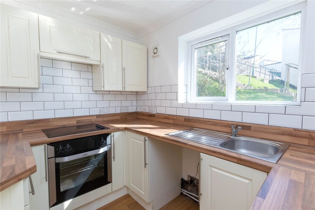 Property photo 3 of 20 Picture No. 09