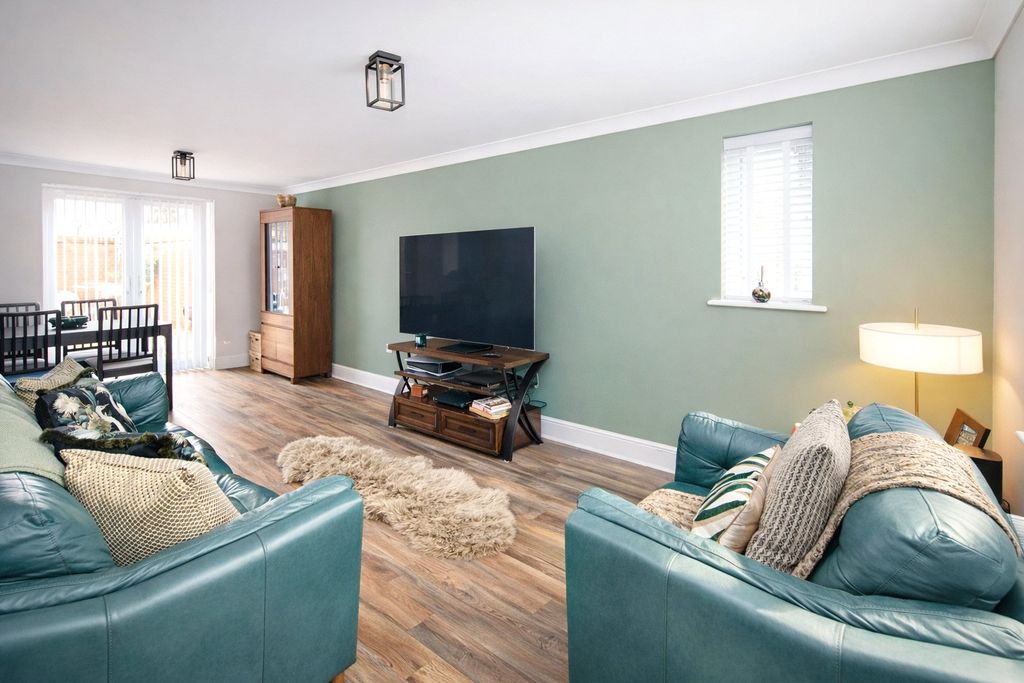 Property photo 2 of 20 Picture No. 46