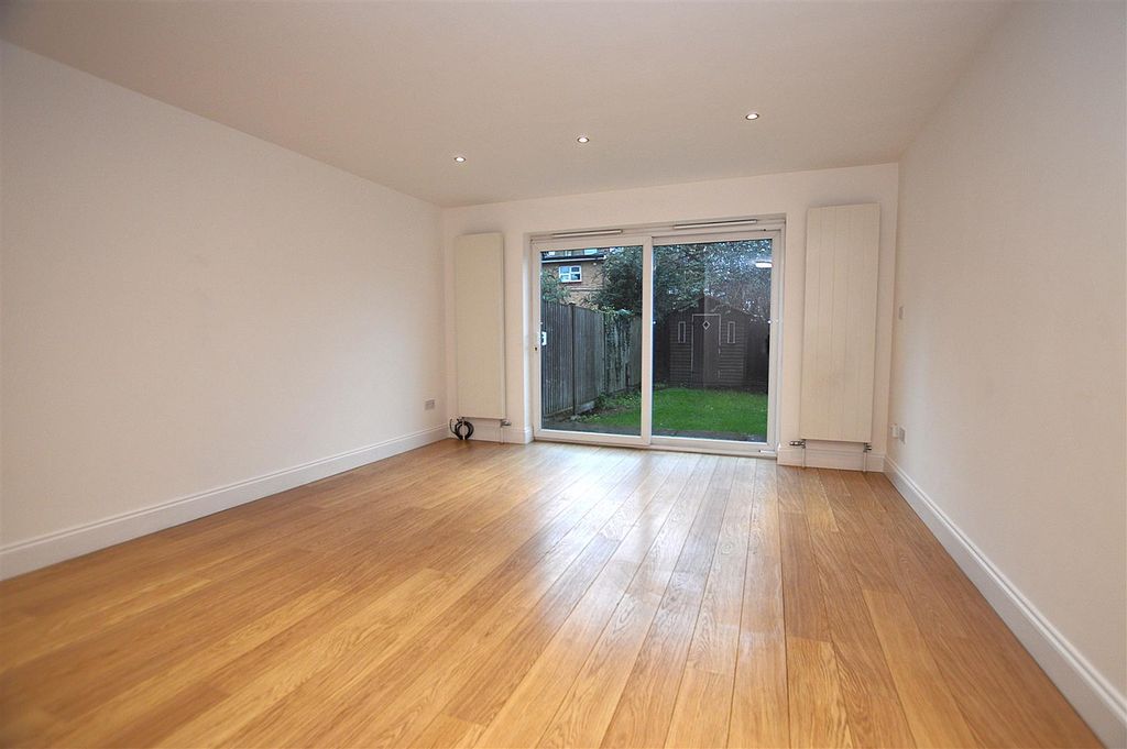 Property photo 2 of 9 1B Pownall Road Living Room.Jpg