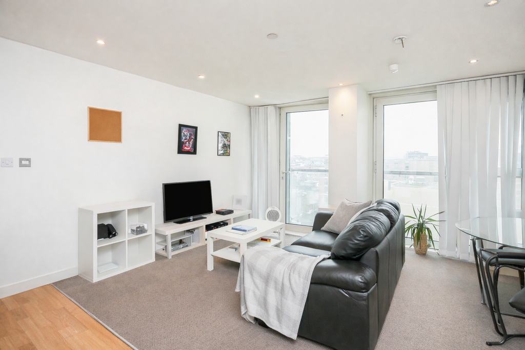 Property photo 3 of 8