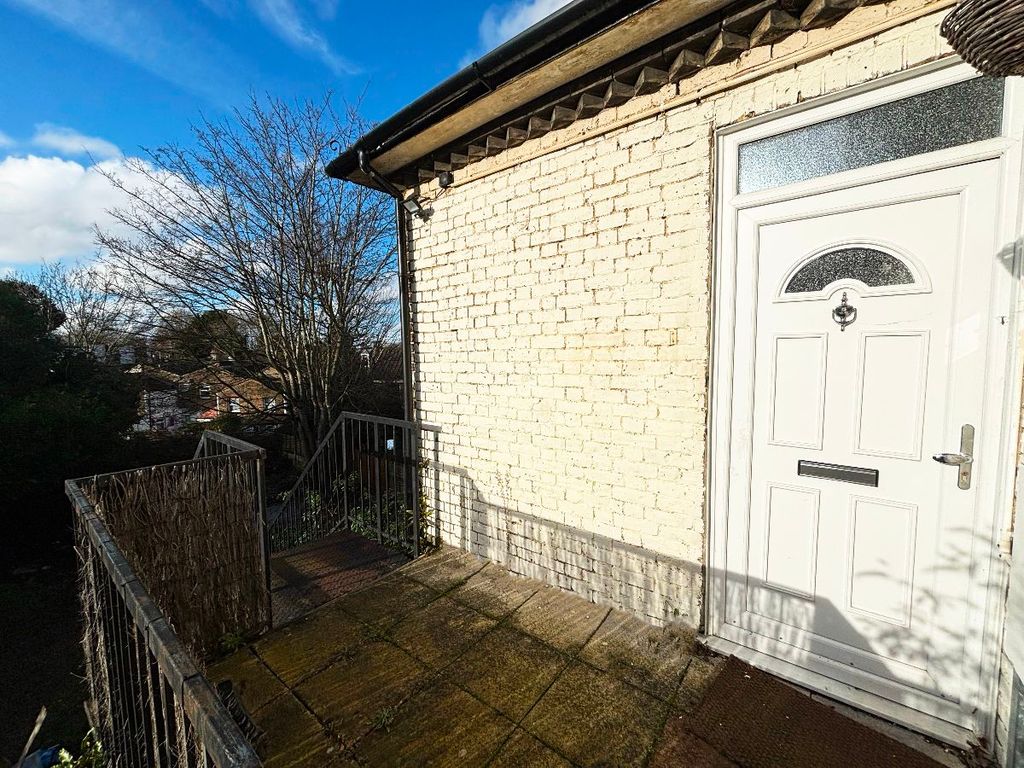 Property photo 2 of 14