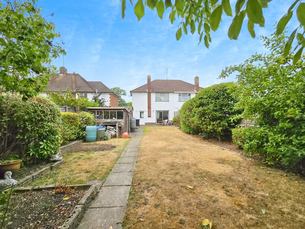 Property photo 3 of 25