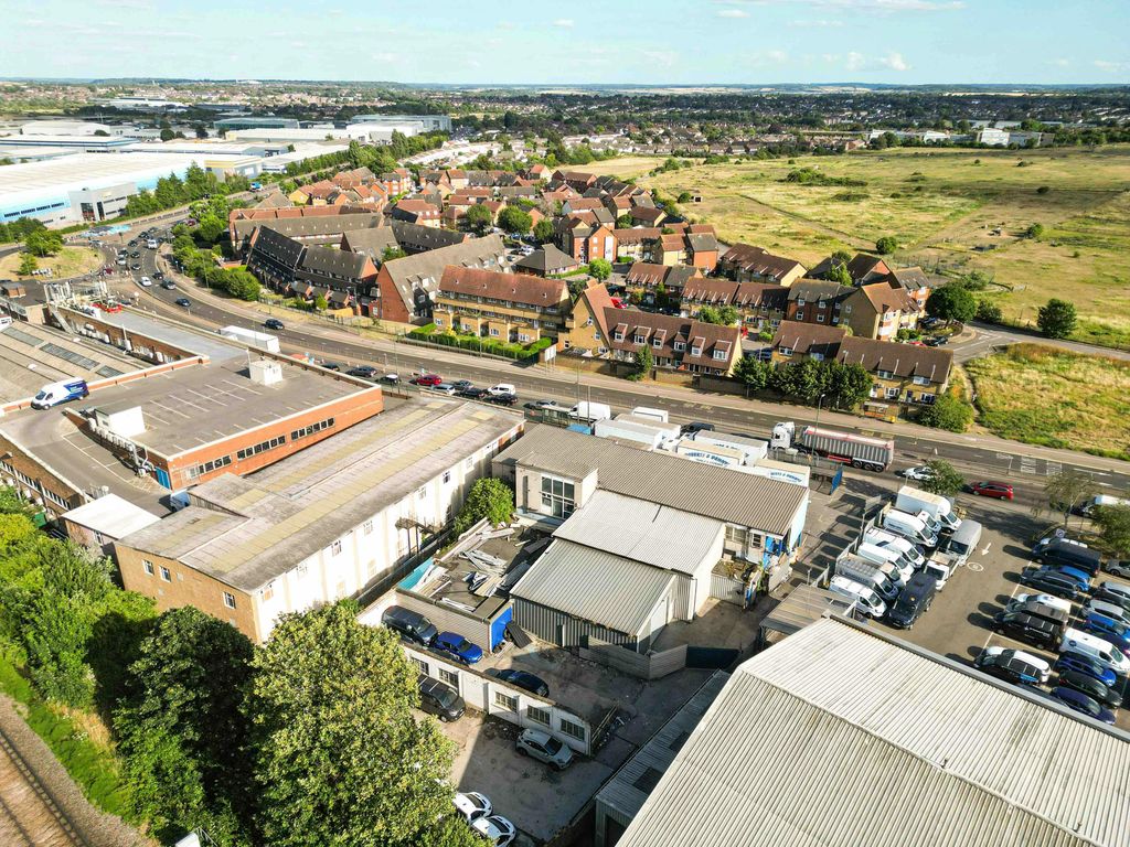 Property photo 3 of 6 68598B373Af771314764Jpgc.Jpg