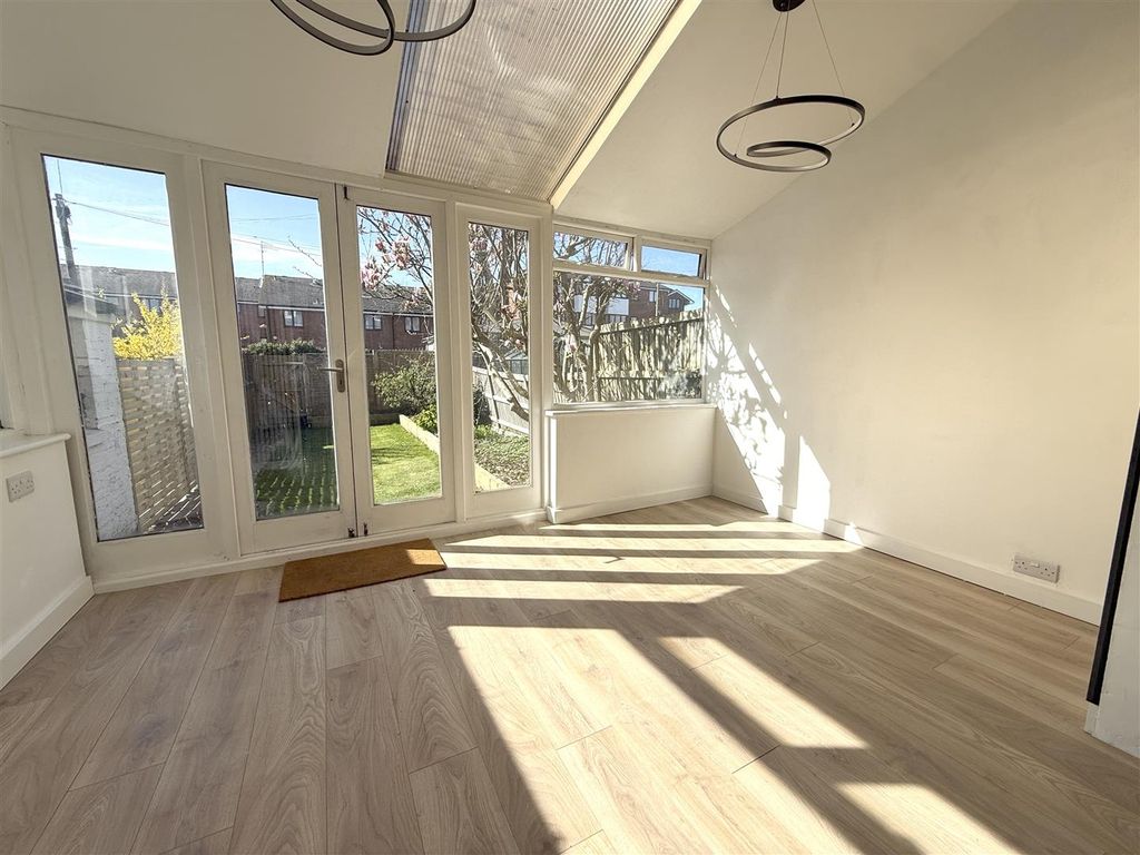 Property photo 3 of 8 Img_4665.Jpg