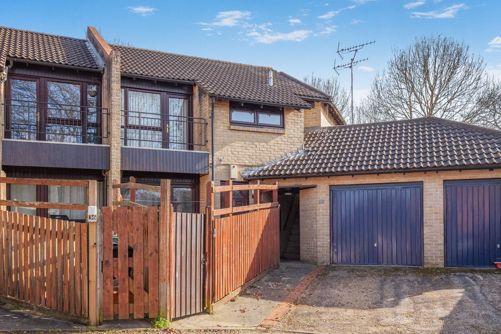 Property photo 1 of 18