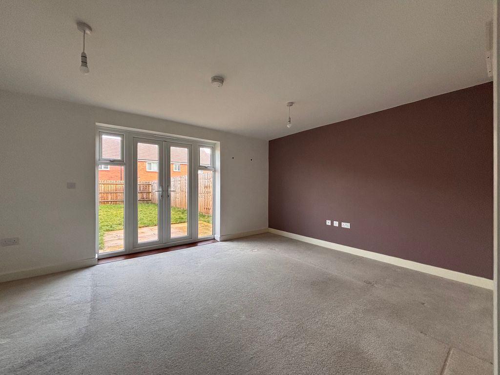 Property photo 3 of 13 Reception