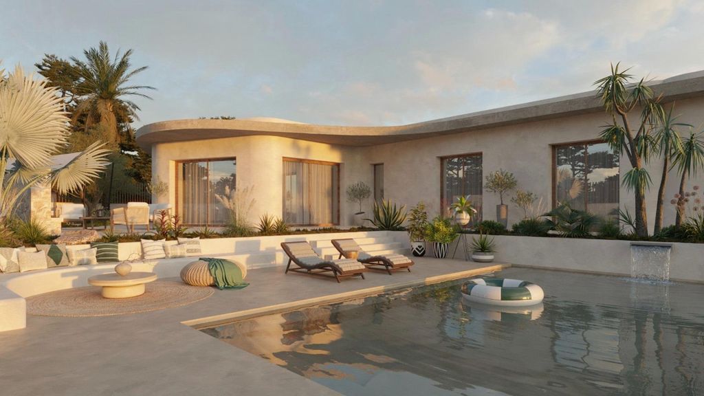 Property photo 1 of 8