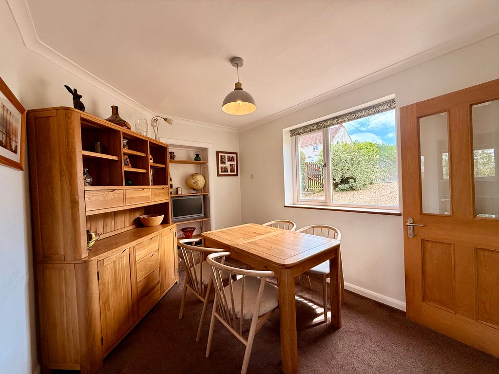Property photo 3 of 17 Dining Room