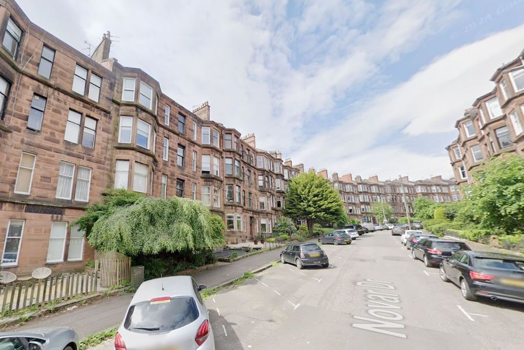 Property photo 2 of 8