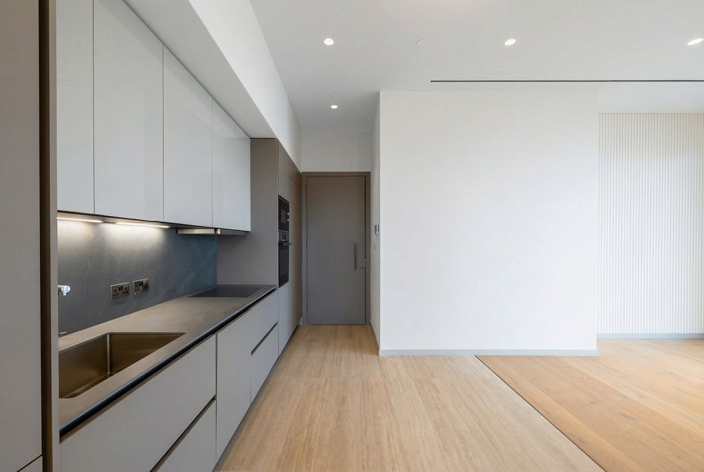 Property photo 3 of 28