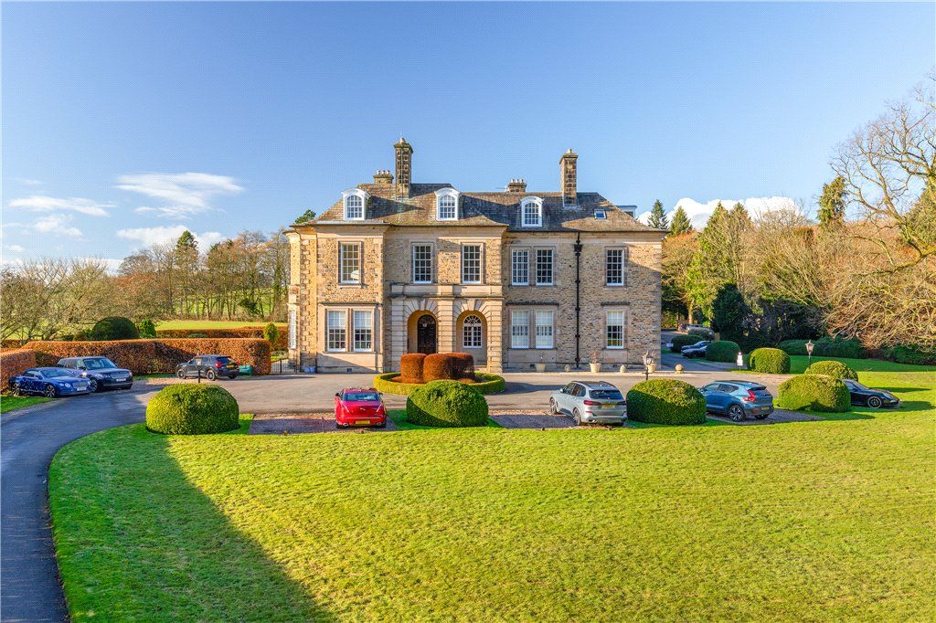 Property photo 1 of 26 Gargrave House