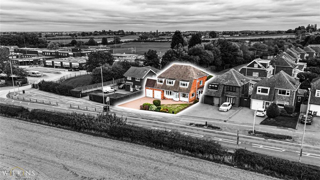 Property photo 2 of 38 Picture No. 42