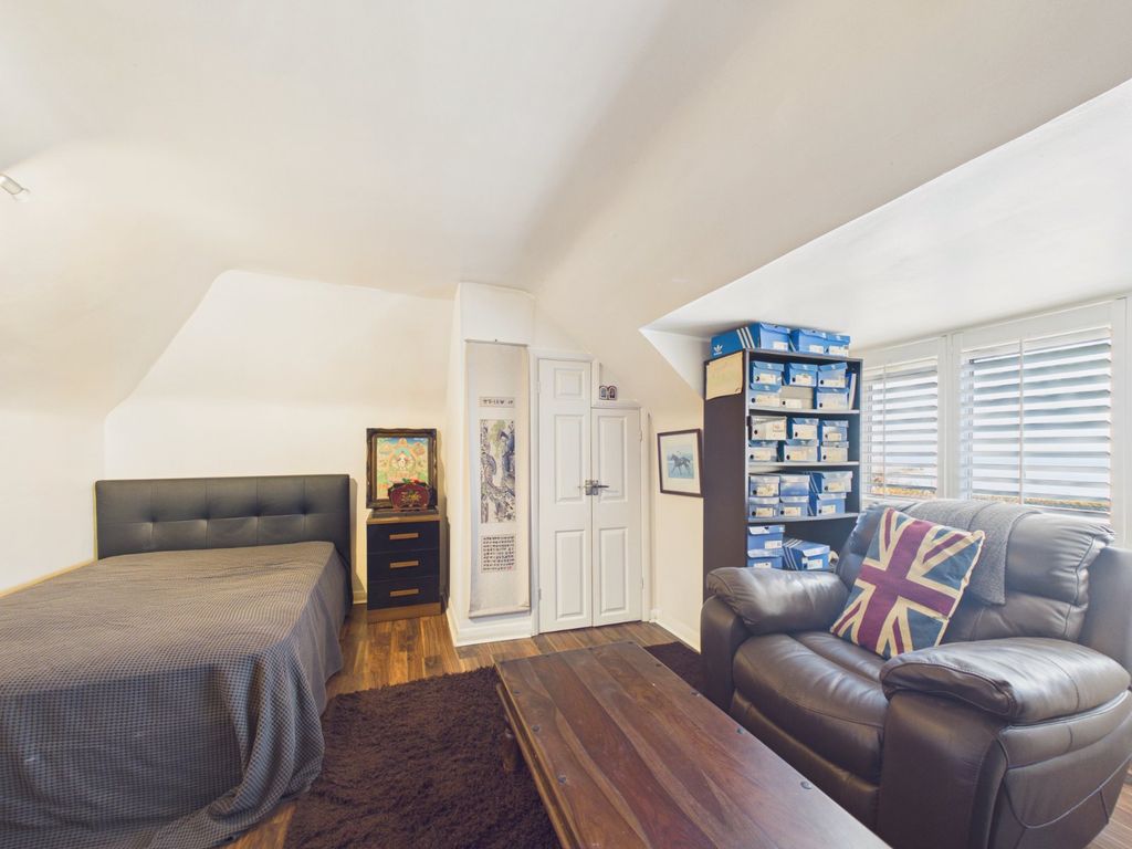 Additional image 7 of 2 bed flat for saleThe Parade, Folkestone, Kent CT20