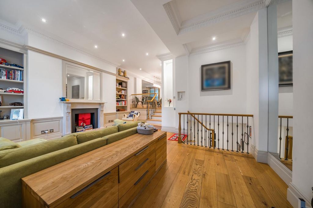 Property photo 3 of 9 Picture 3