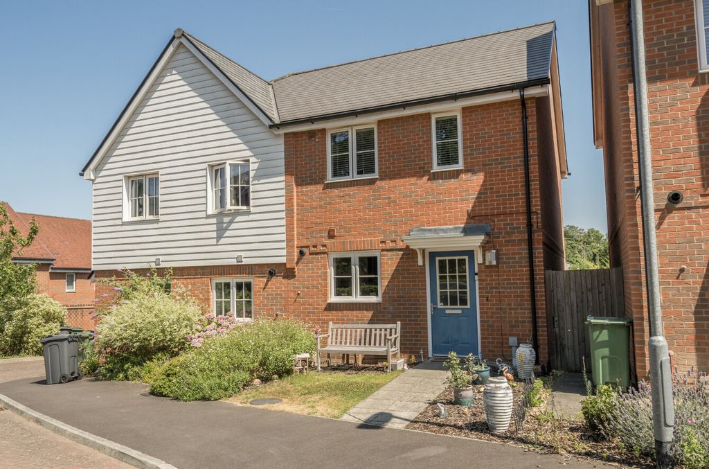 Property photo 1 of 13 1326725-12-687A59...