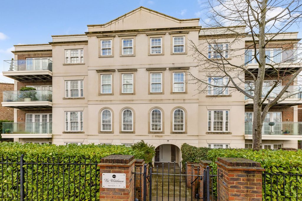 Property photo 3 of 31