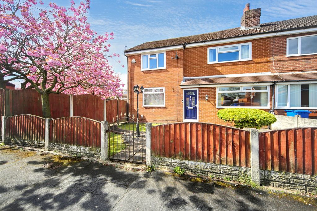 Property photo 1 of 24