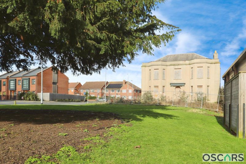 Property photo 1 of 5 Photo 8