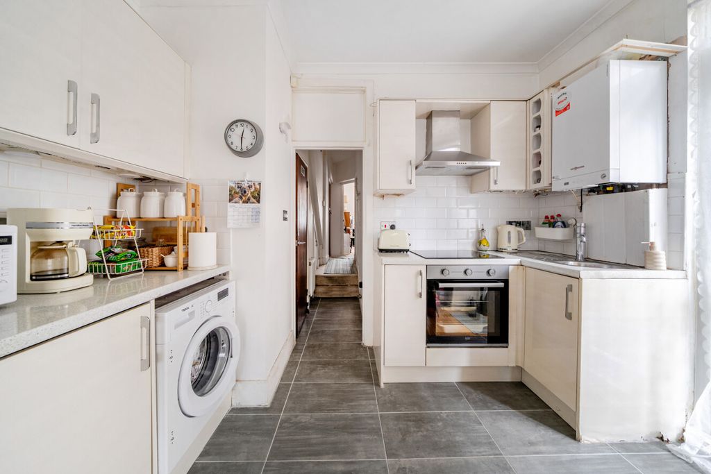 Property photo 3 of 11 1476958-5-6A2A9E5...