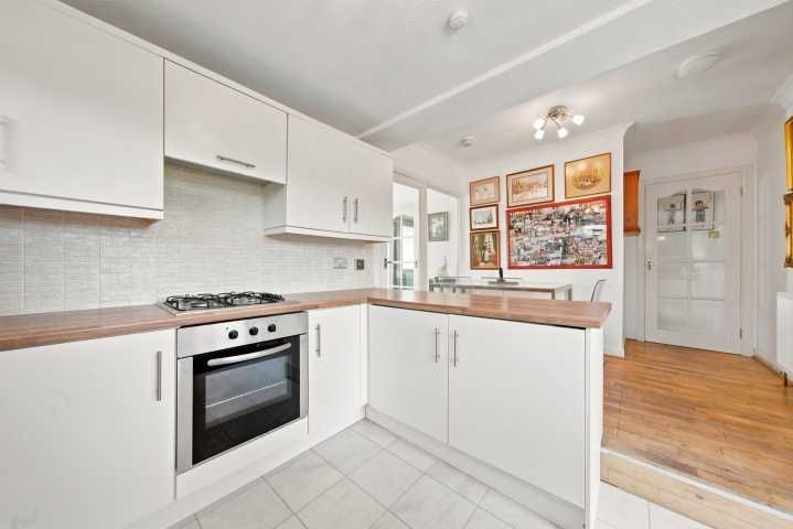 Property photo 2 of 24