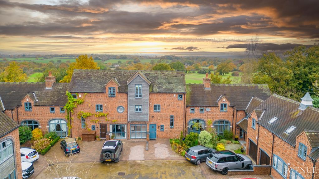 Property photo 1 of 33 2834122