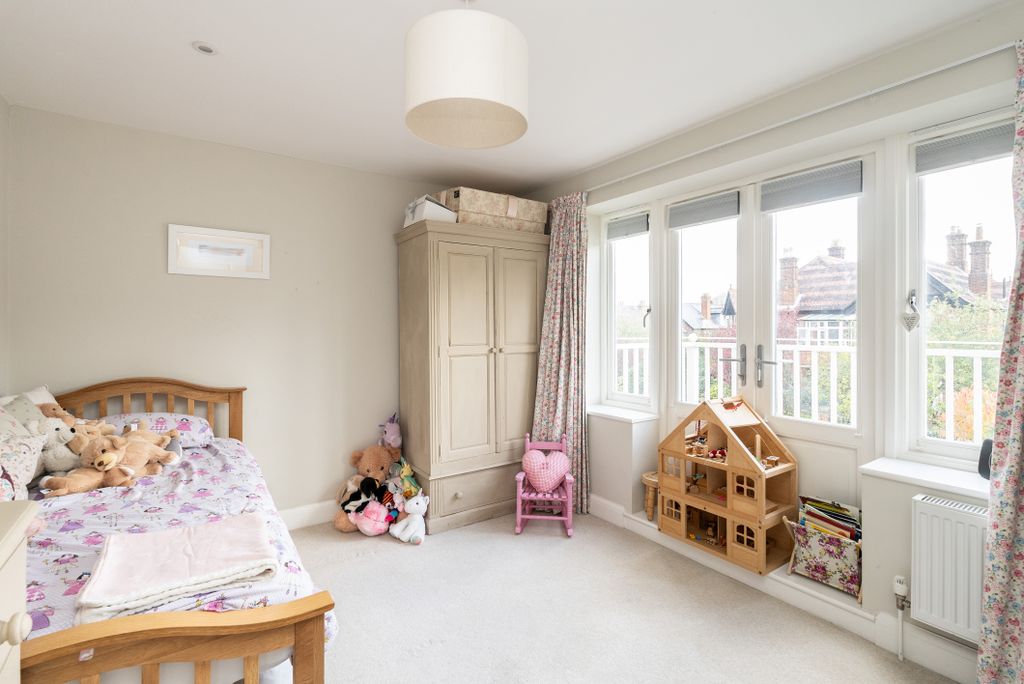 Additional image 9 of 5 bed semi-detached house for saleLonsdale Road, Dorking RH4