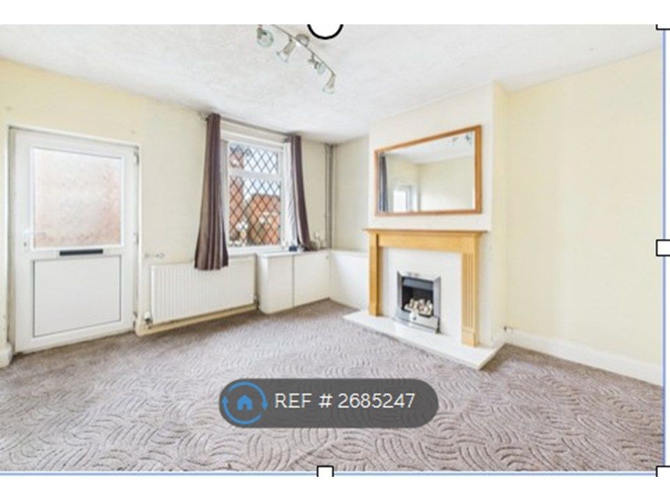 Property photo 2 of 11 Lounge