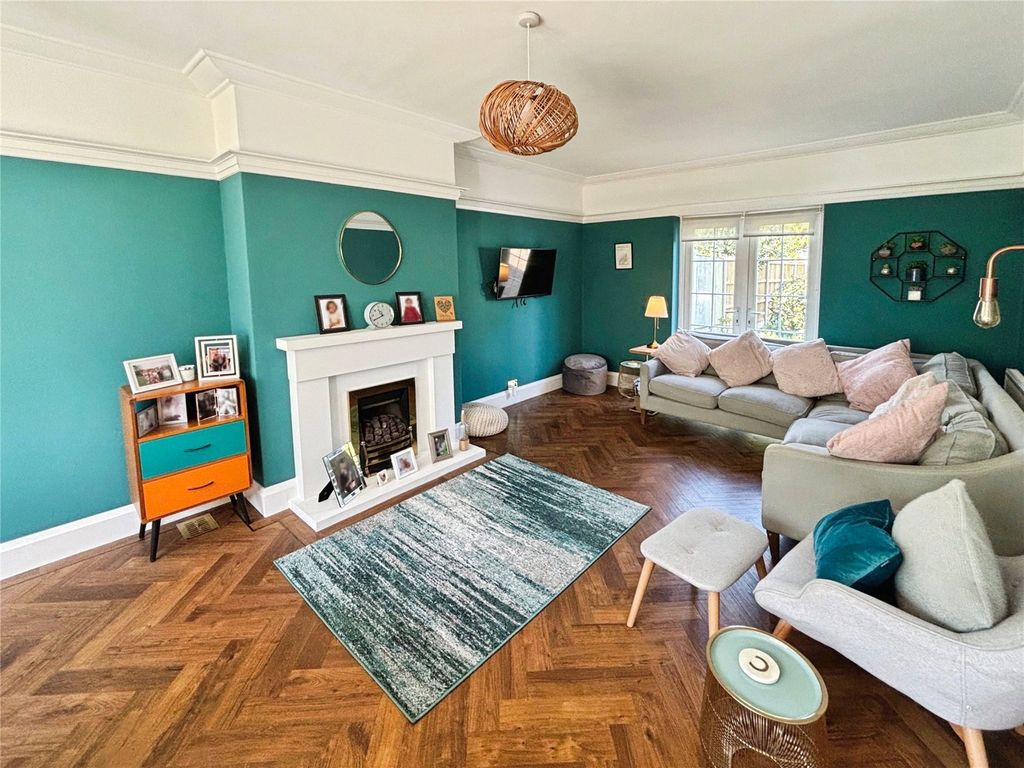 Property photo 3 of 16 Lounge/Dining Room